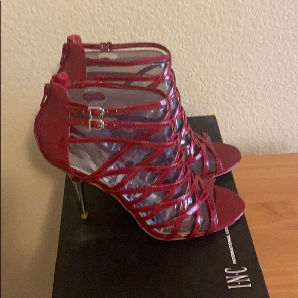 INC Lizzyred heels - Picture 2 of 5